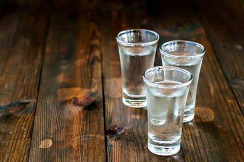 煤老板 賣酒放廣告 省下一個億