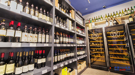 500mi智能收銀,結(jié)合飲家進(jìn)口酒類直營(yíng)的新零售打開方式