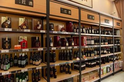 豪爽丨華致名酒庫(kù)即將開業(yè)，500瓶進(jìn)口紅酒免費(fèi)送！這家店要被常平人搬空了！