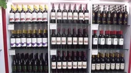 同為零售，為何超市接連倒閉而便利店生意越來越好？——酒類零售視角的啟示